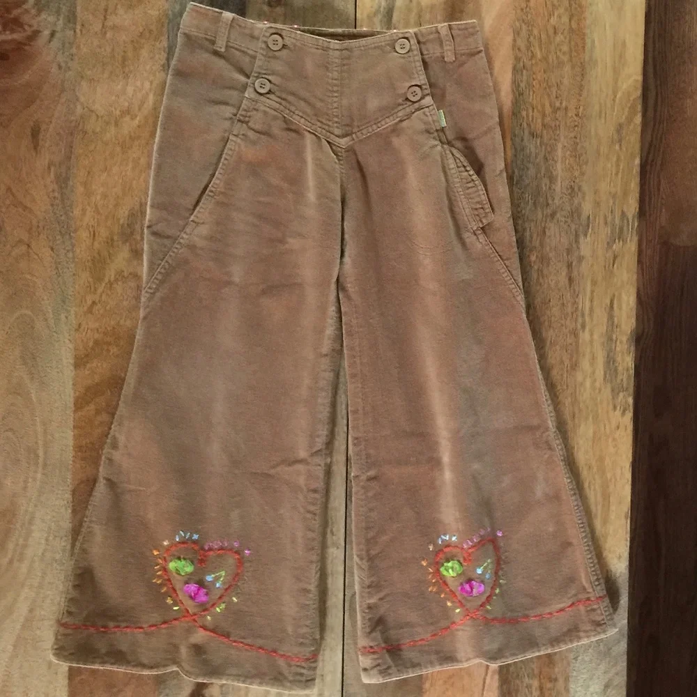 Oilily corduroy bell bottoms size 128 or 7/8yrs